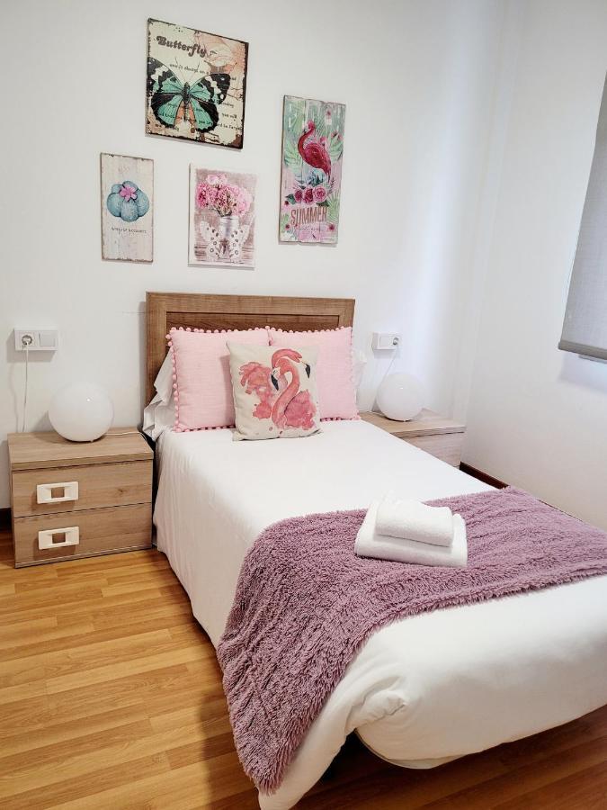 Amplio Piso Proximo A La Catedral Y El Camino. C2 Apartment ซานติอาโก เด กอมโปสเตลา ภายนอก รูปภาพ